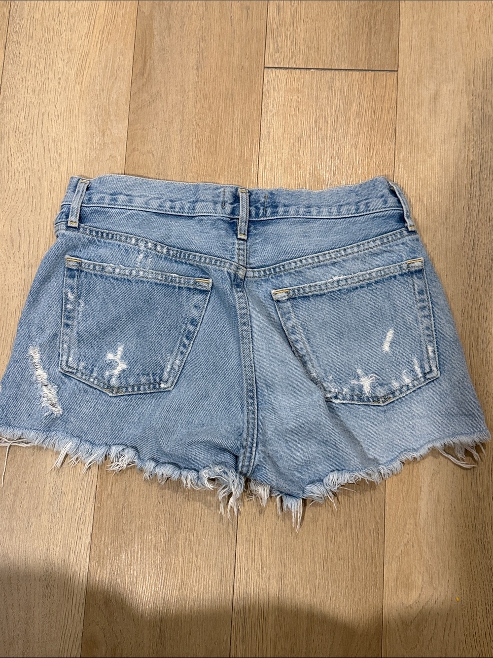 AGOLDE Parker Vintage Cut Off Short in Swapmeet size 26 - Picture 6 of 6